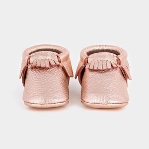 Freshly Picked Rose Gold sz 5 mocs - brand new